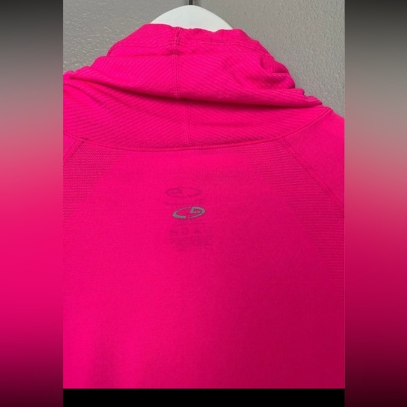 Champion C9 neon pink long shrit size small - Picture 3 of 10